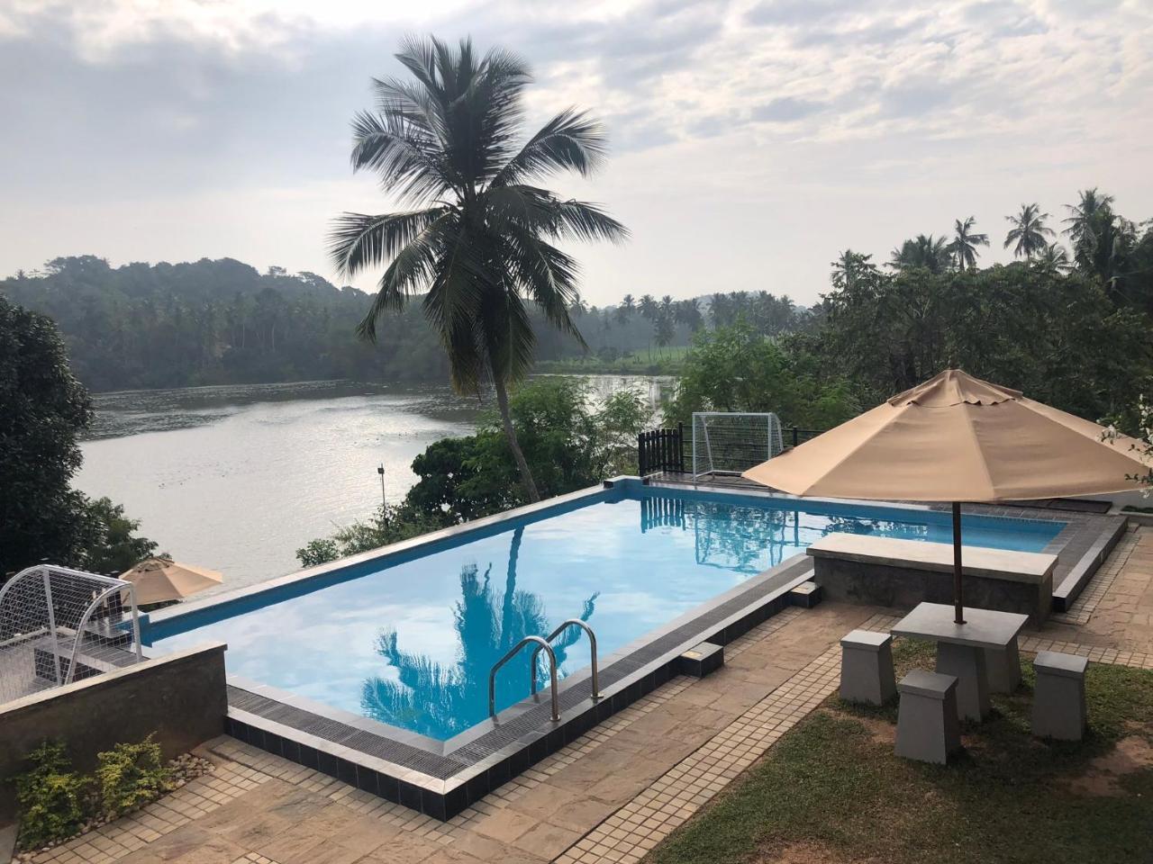Lotus Villa Holiday Resort Matara Exterior photo